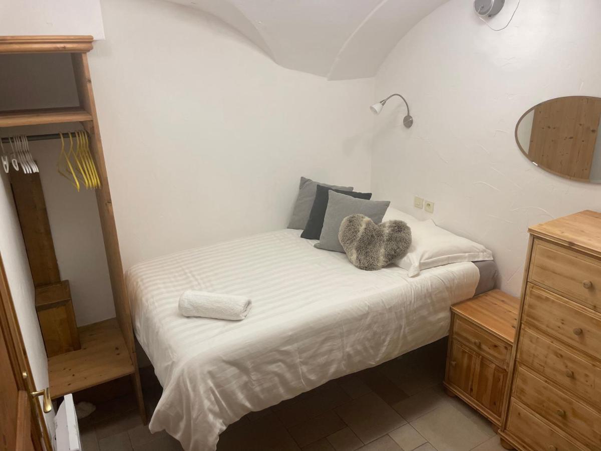 Two Bedroom Apartment La Voute, Chandon Near Meribel - Sleeps 4 Adults Or 2 Adults And 3 Children Les Allues Экстерьер фото