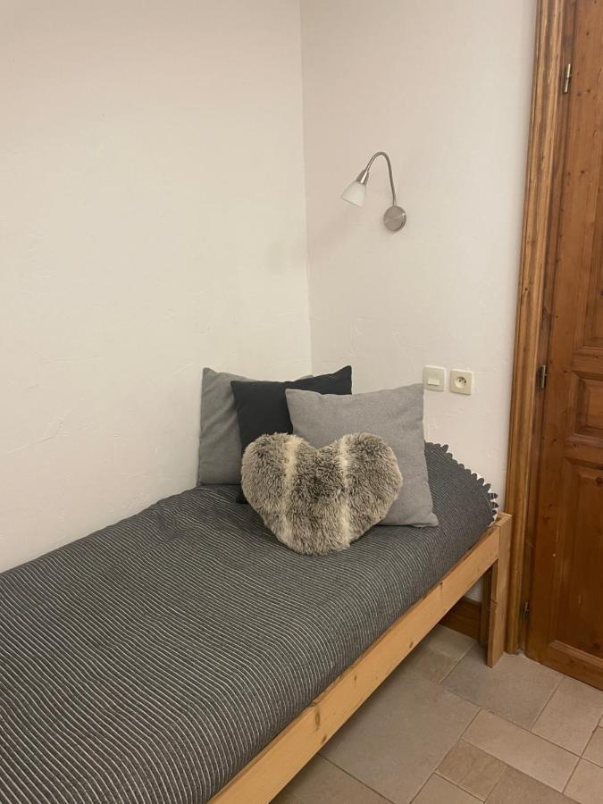 Two Bedroom Apartment La Voute, Chandon Near Meribel - Sleeps 4 Adults Or 2 Adults And 3 Children Les Allues Экстерьер фото